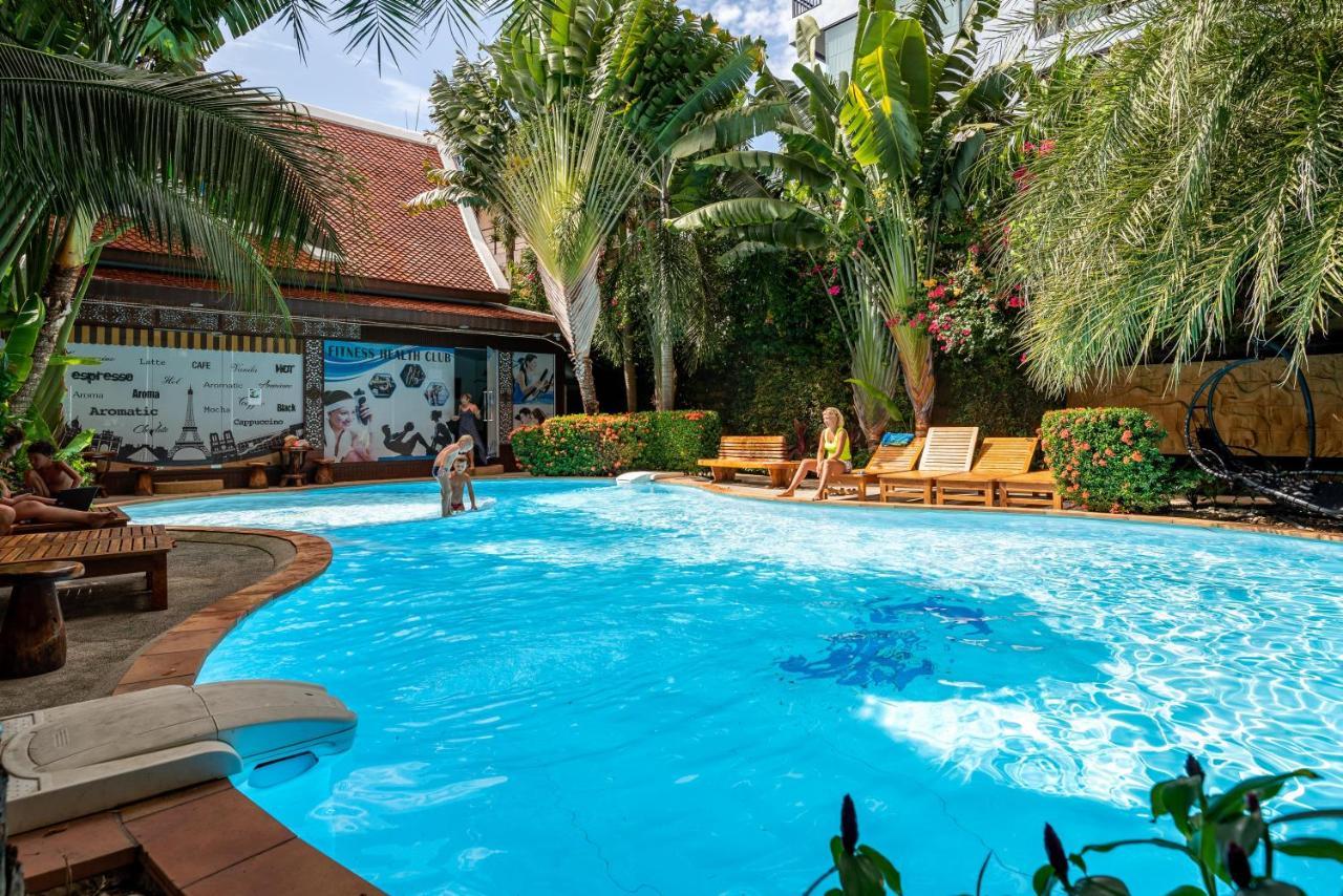 Naiharn Pearl Condo Hotel By Villacarte Nai Harn Екстериор снимка